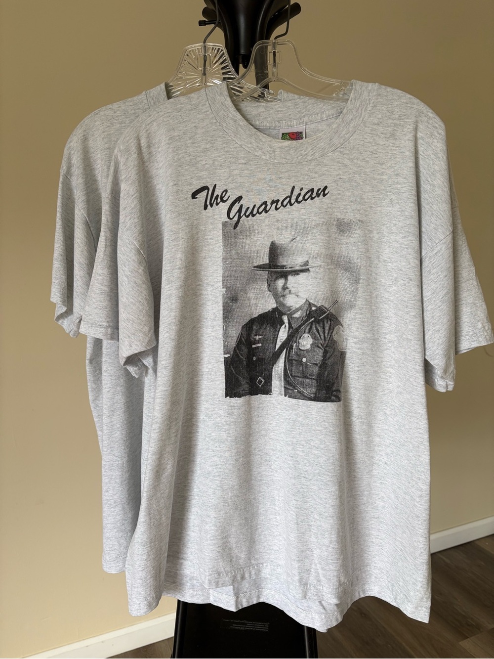 VTG Bundle 2 Fruit of the Loom BEST Tees XL USS Missouri Mighty Mo & Guardian